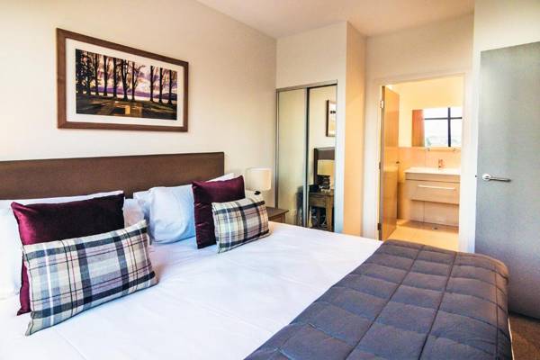 Executive 2 Bedroom Apartment Remarkables Park