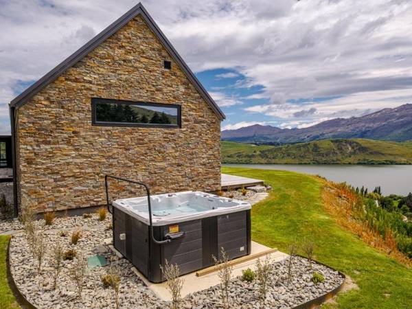 Sicilian Luxury Retreat - Main House & Loft