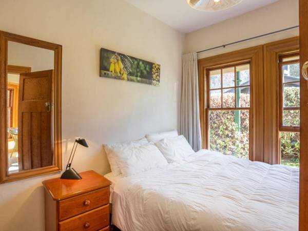McAlister House - Queenstown Holiday Home