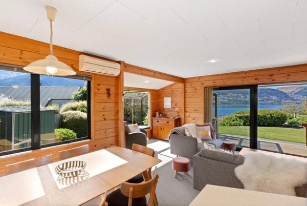 Tranquil Heights Holiday Home