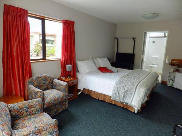 Ropatinis Homestay B&B