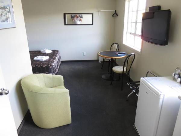 Admirals Motor Lodge