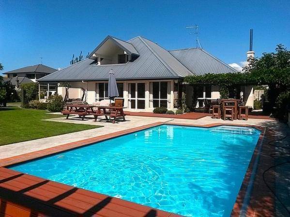Summer Retreat - Blenheim Holiday Home