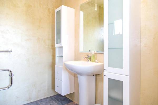 Arrowtown Dresscircle