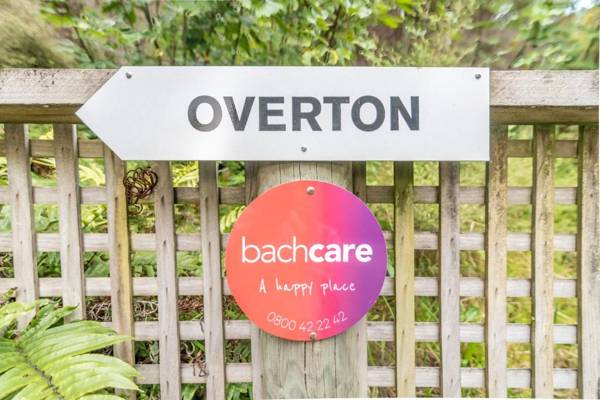 Overton Cottage - Akaroa Holiday Home