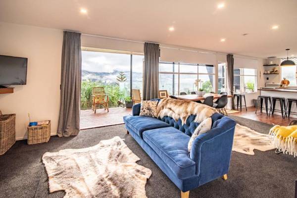 The Grandstand - French Farm Holiday Home