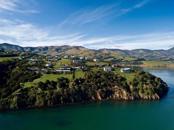 Hector's Tiny House - Akaroa Holiday Home