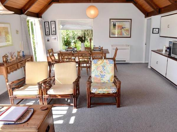 Anchor in Akaroa - Akaroa Holiday Home