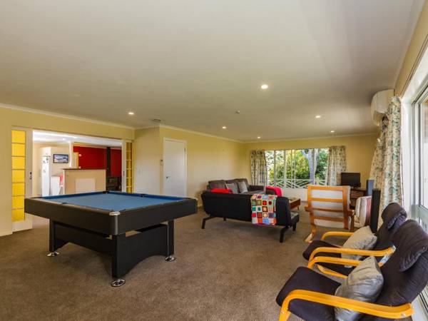 Raetihi Garden Spa Villa - Raetihi Holiday Home