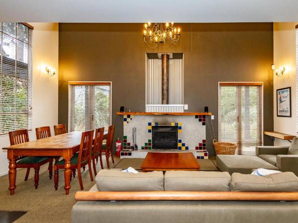 Awatea Chalet - Ohakune Holiday Home near Turoa