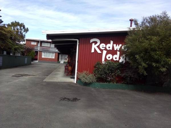 Redwood Lodge Motel