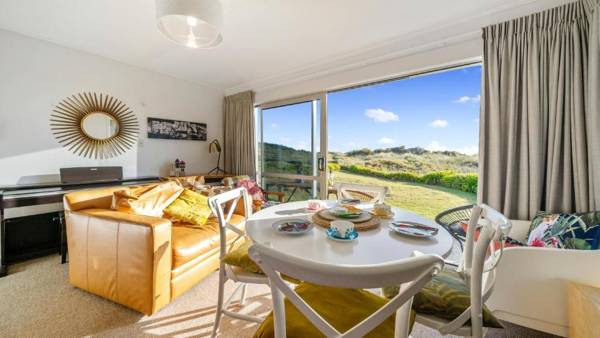 Wicks Whanau - Waitarere Beach Holiday Home
