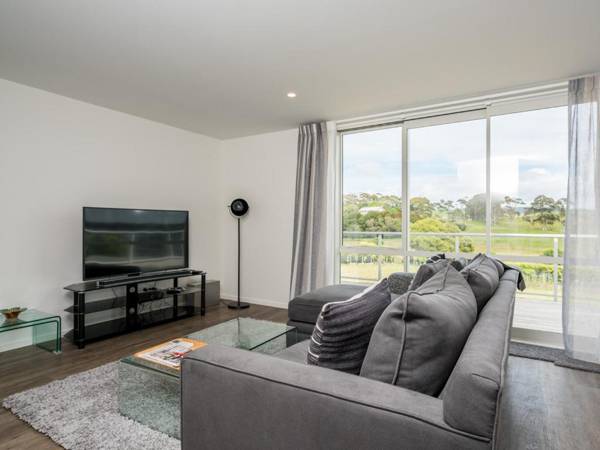 Ruakaka Sands - Ruakaka Holiday Home