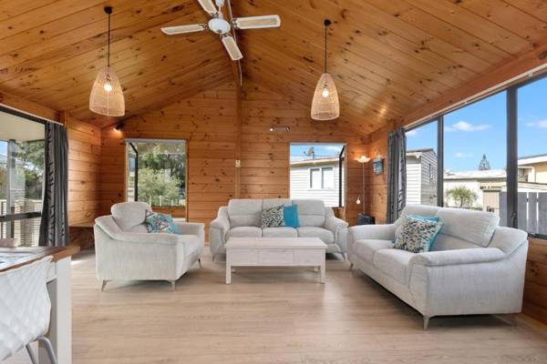 Bream Bay Sands - Ruakaka Holiday Home