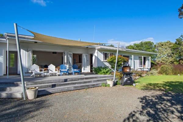 Somerton - Waipu Holiday Home
