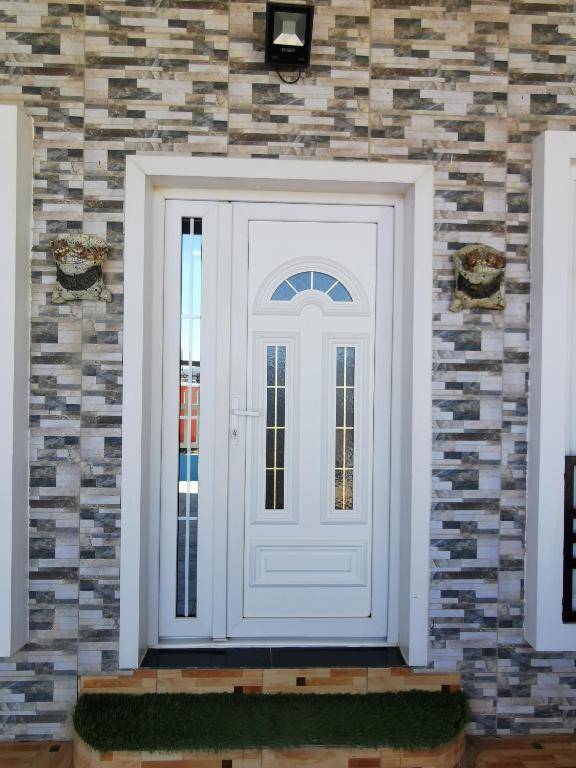 Fig House Villa JA with a Heated Swimming Pool