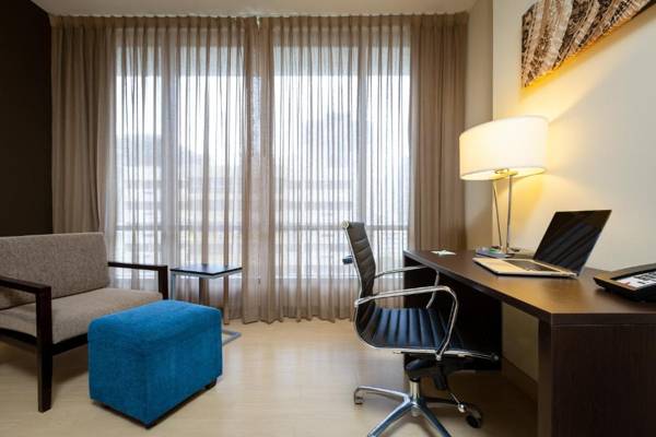 Workspace - Holiday Inn Panama Distrito Financiero an IHG Hotel