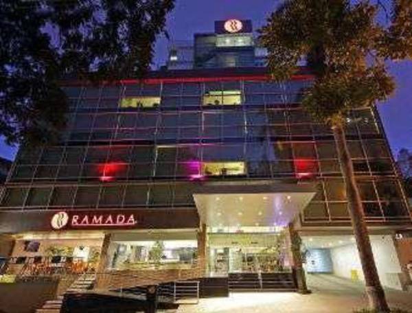 Ramada Panama Centro via Argentina