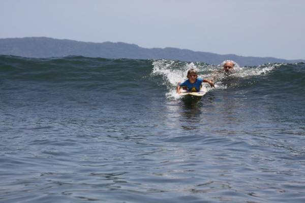 Hotel Oasis & Surf Camp