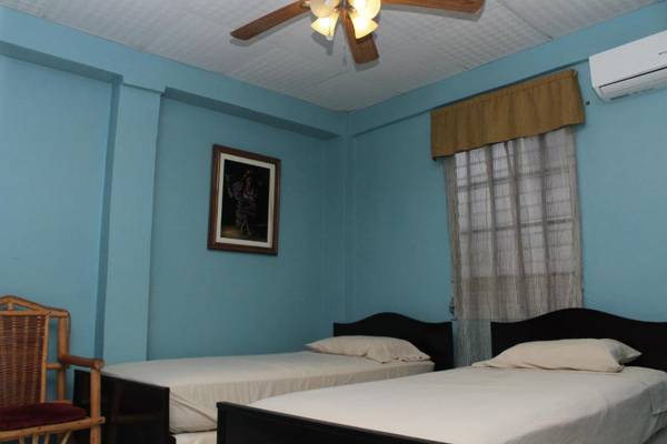 Hostel Guayacan