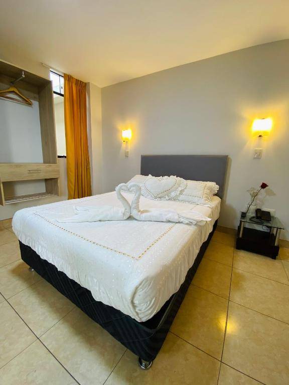 Jultom Inn Hotel & Suites