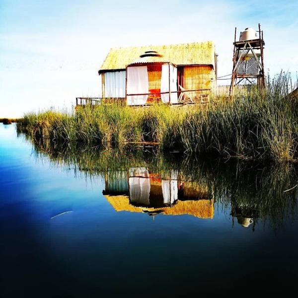 Uros Waliski Lodge