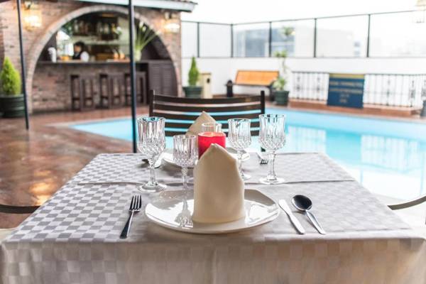 Apart Hotel El Doral