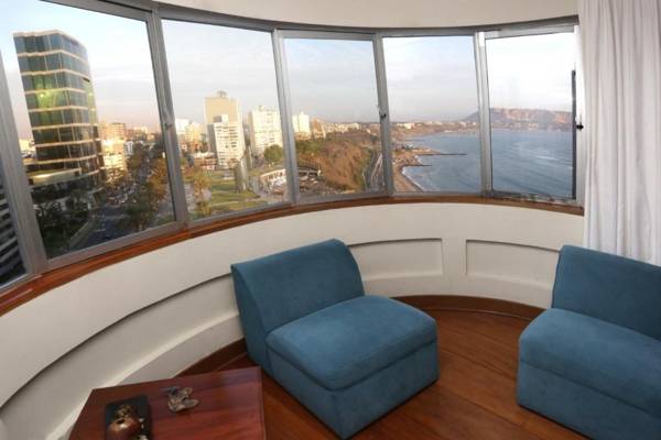 Oceanfront Miraflores Larcomar next to Marriott