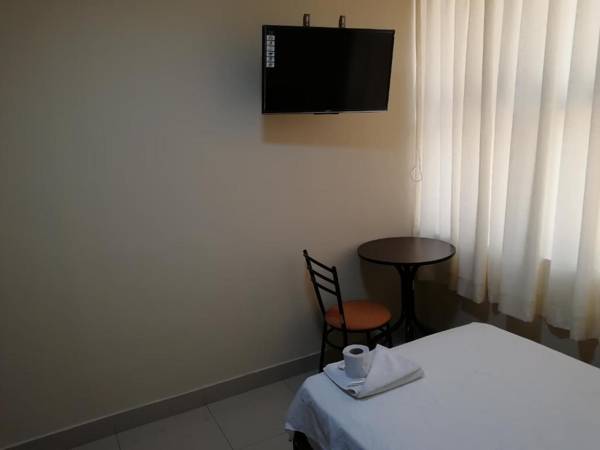 Maxy's Inn Hotel & Suite