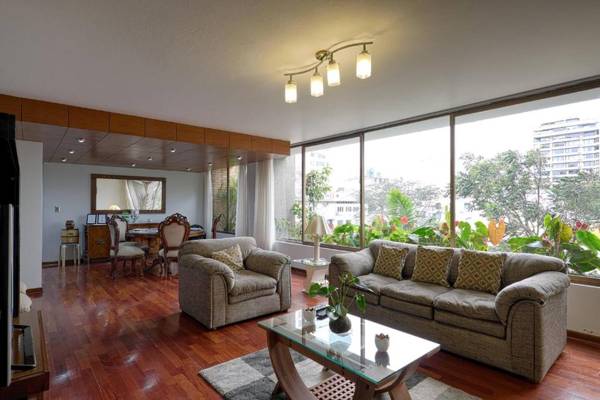 Departamento en San Isidro Lima