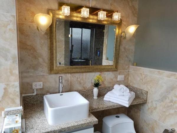 Entire Studio-Apartment De Luxe