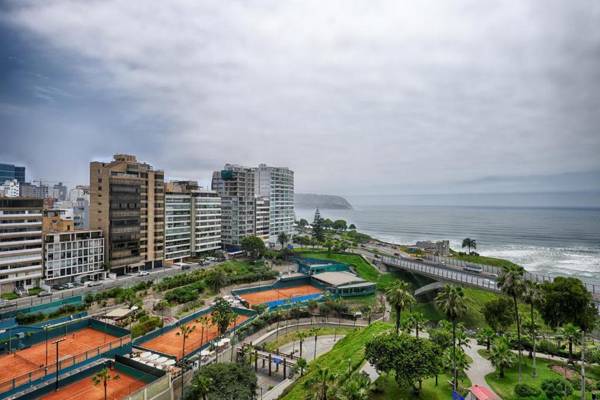 Stylish 3BR with Ocean View