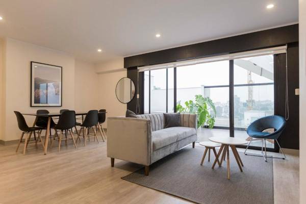 Cosmopolitan Duplex in Barranco