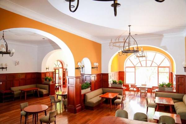 DM Hoteles Mossone - Ica