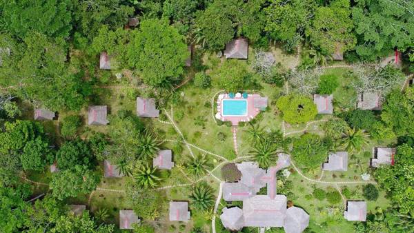 Corto Maltes Amazonia Lodge