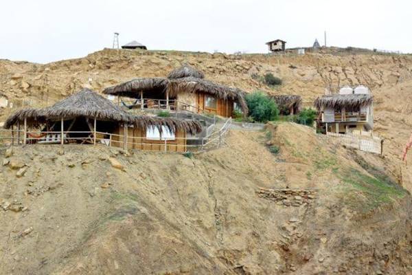 Oceanic Bungalows