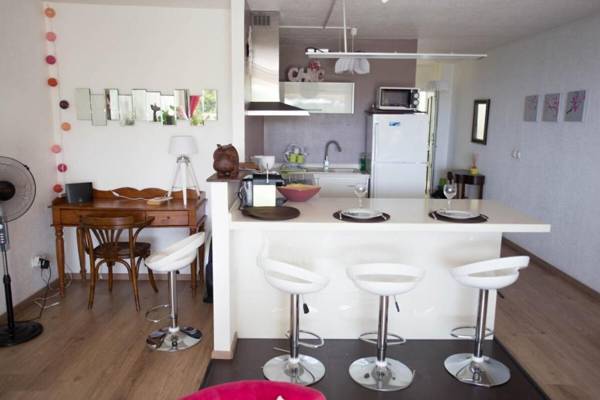 Très bel appartement 1 chambre vue Mer RES TAHIRI 1