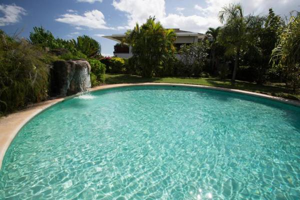 Sunset Beach Carlton- Tahiti - beachfront luxury residence & pool - 4 pers