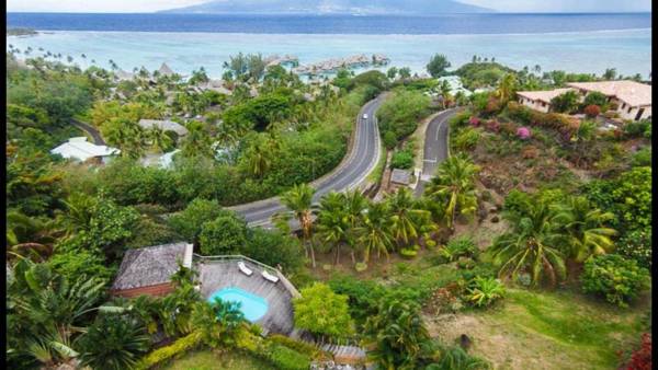 Moorea Happy Bungalow