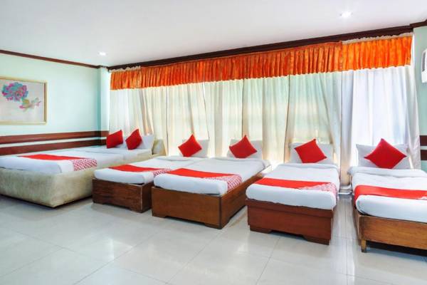 Vaccinated Staff - OYO 166 Maanyag Pension House