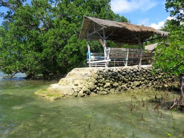 Alegria Dive Resort