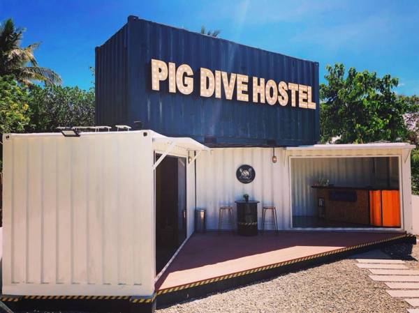 PIG DIVE HOSTEL MOALBOAL