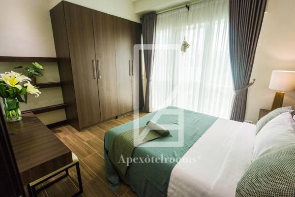 Amazing Apartment Posh Ayala Best Secure Spacious