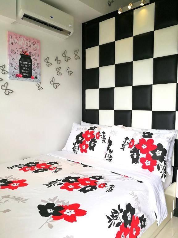 Cozy Condo at Wind Residences