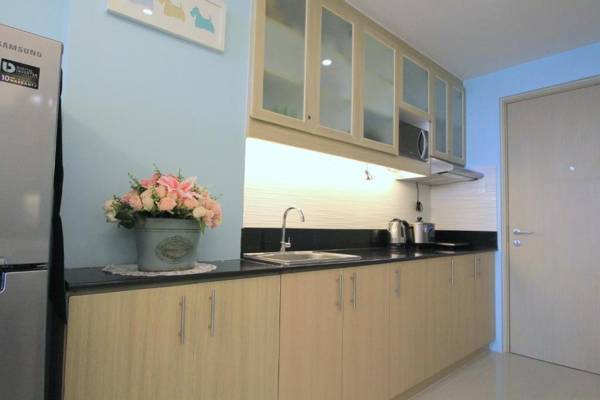 Taal View Room Tagaytay Staycation with WIFI