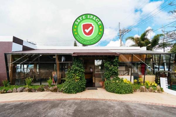 RedDoorz Plus The Ridge Tagaytay City - Vaccinated Staff