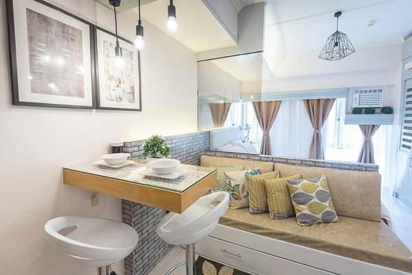 Light & Chic - Mi Casa Tagaytay 