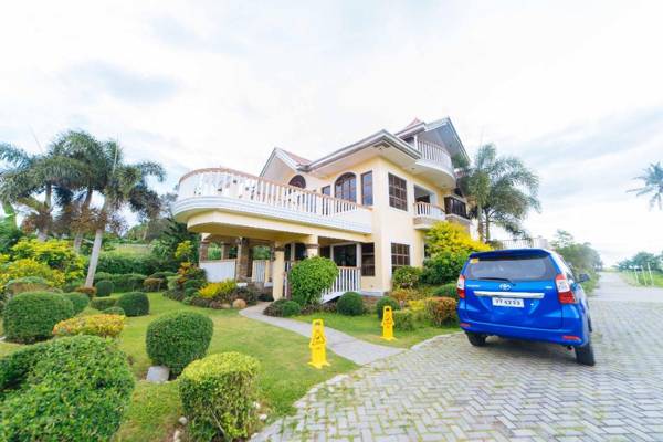 RedDoorz @ Tolentino East Road Tagaytay