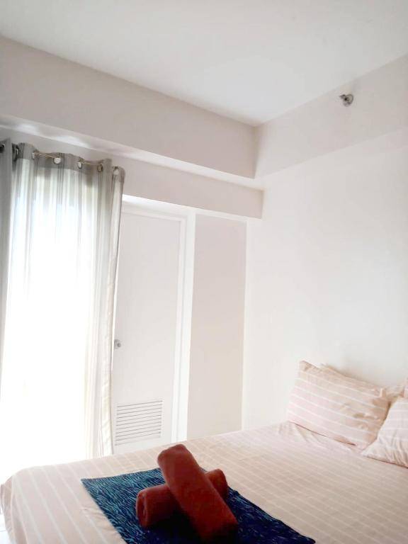 Cityland Taal Lake Staycation-Family Suite & Studio