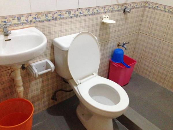 Sierra Traveller’s Inn Holy Spirit